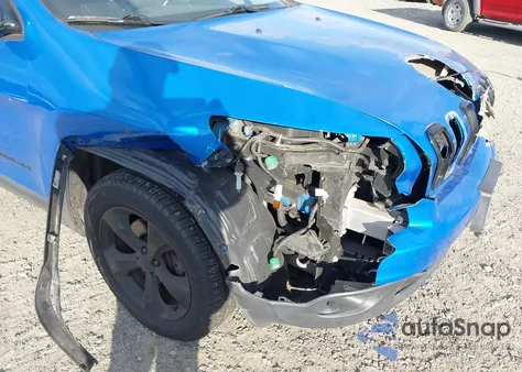 2018 Jeep Cherokee Limited 4X4 from USA, damaged, VIN 1C4PJMDB9JD599182